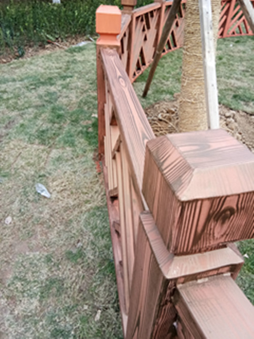 盐城钢结构护栏仿木纹项目